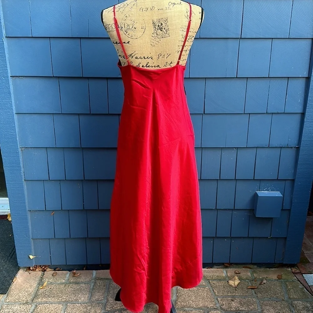 ♥️🖤♥️ Victoria’s Secret red satin with black lace nightgown small slip dress